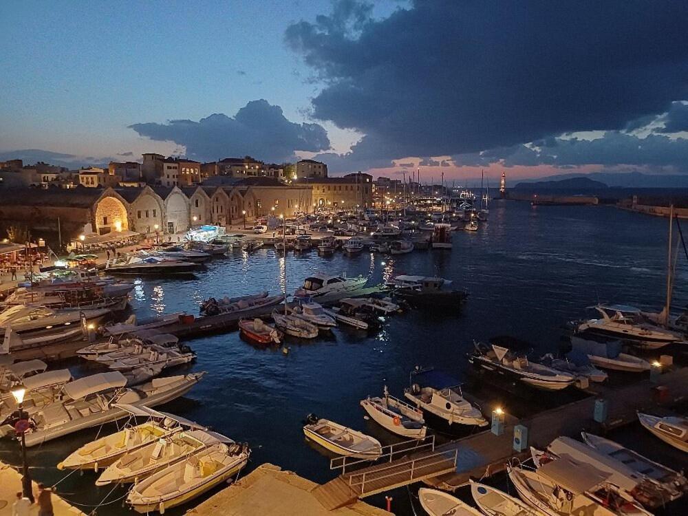 Konukevi Porto Chania 3*